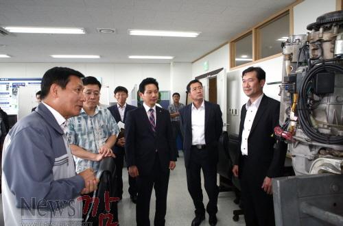 크기변환_140805-전동평 영암군수 대불국가산단 현장 방문1.jpg