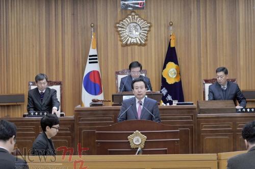 크기변환_제318회시의회임시회제1차본회의01(2015,1,12,본회의장).jpg