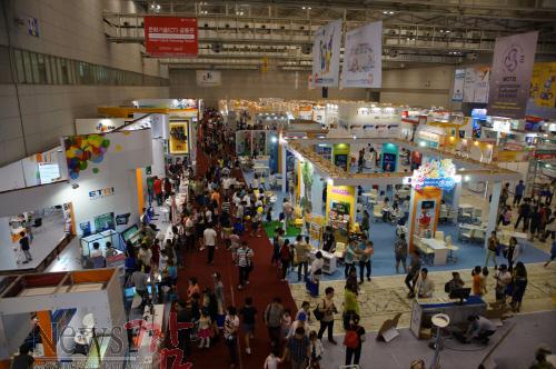 크기변환_사진_2014년 ACE FAIR 1.jpg