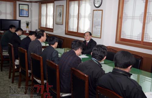 크기변환_150310- 국도비 확보 및 평가대비 보고회 보도자료.jpg