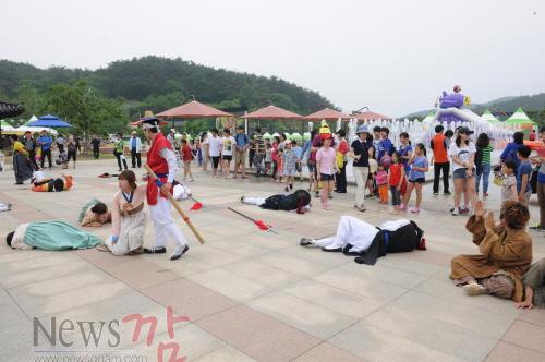 크기변환_지난 축제 2.JPG