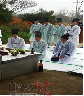 크기변환_150403- 오미령제 사진.jpg