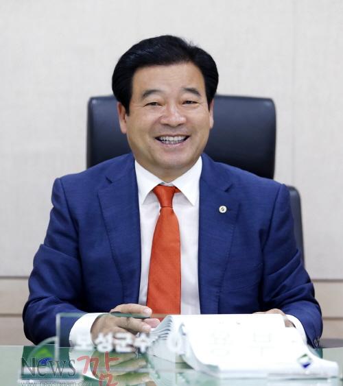 크기변환_러시아언론인회담에이용부보성군수초청 (1).jpg