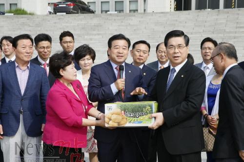 크기변환_보성회천감자직거래장터국회서열려 (2).jpeg