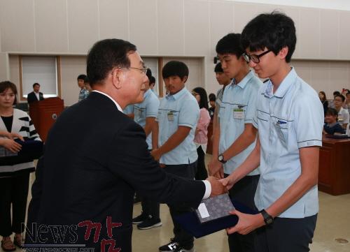 크기변환_과학전람회시상사진1.jpg