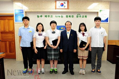 크기변환_우수소감문 표창.JPG