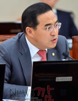 박홍근 국회의원.jpg