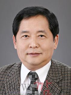 사진_지방행정의 달인 김희창 사무관.jpg