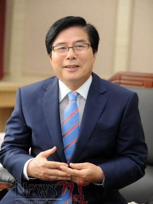 크기변환_유두석 군수 2.jpg